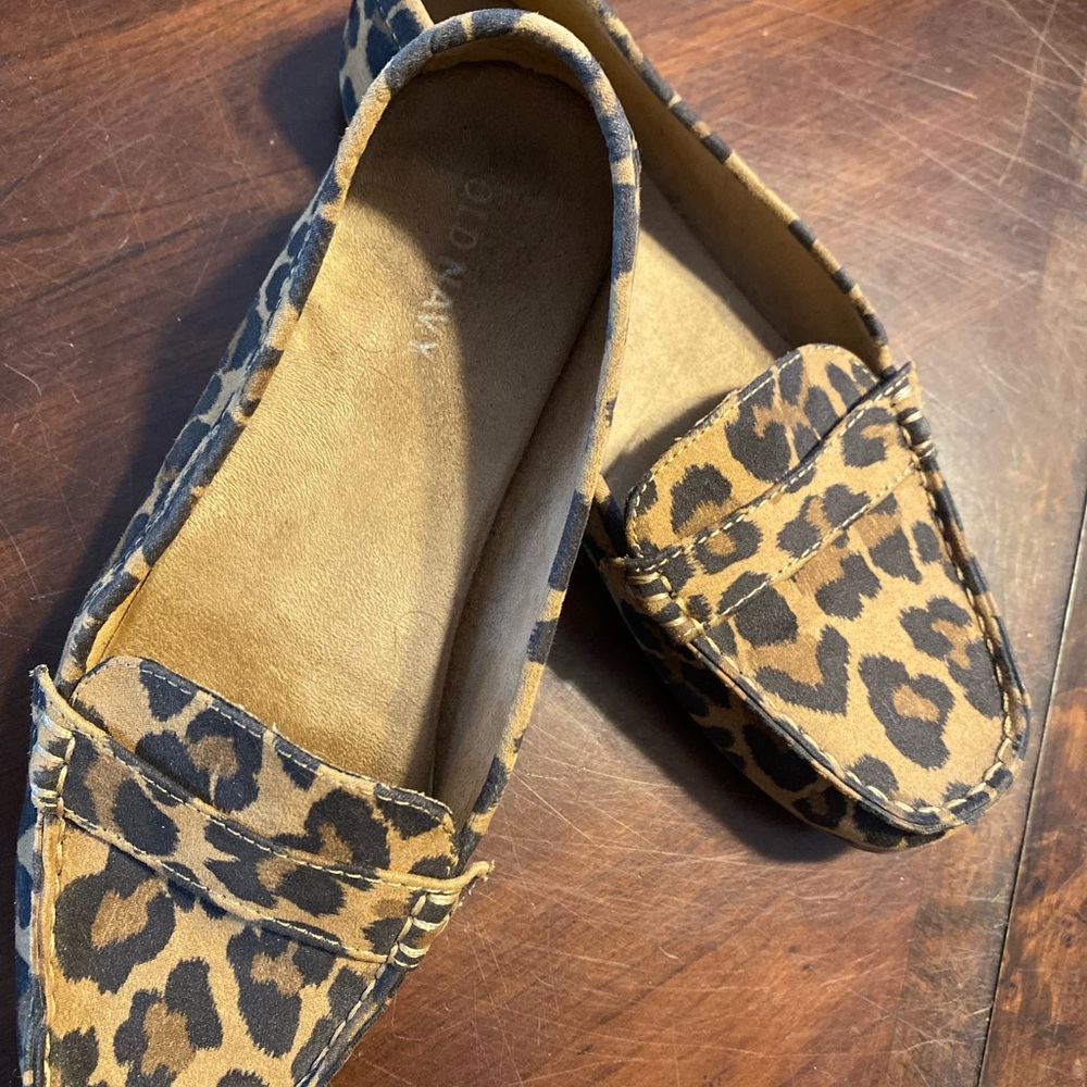 Old Navy Leopard Print Loafers